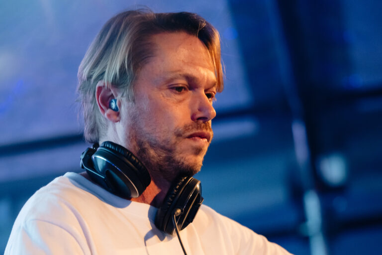 HLF(hr) ©sdinnewethbe (297)